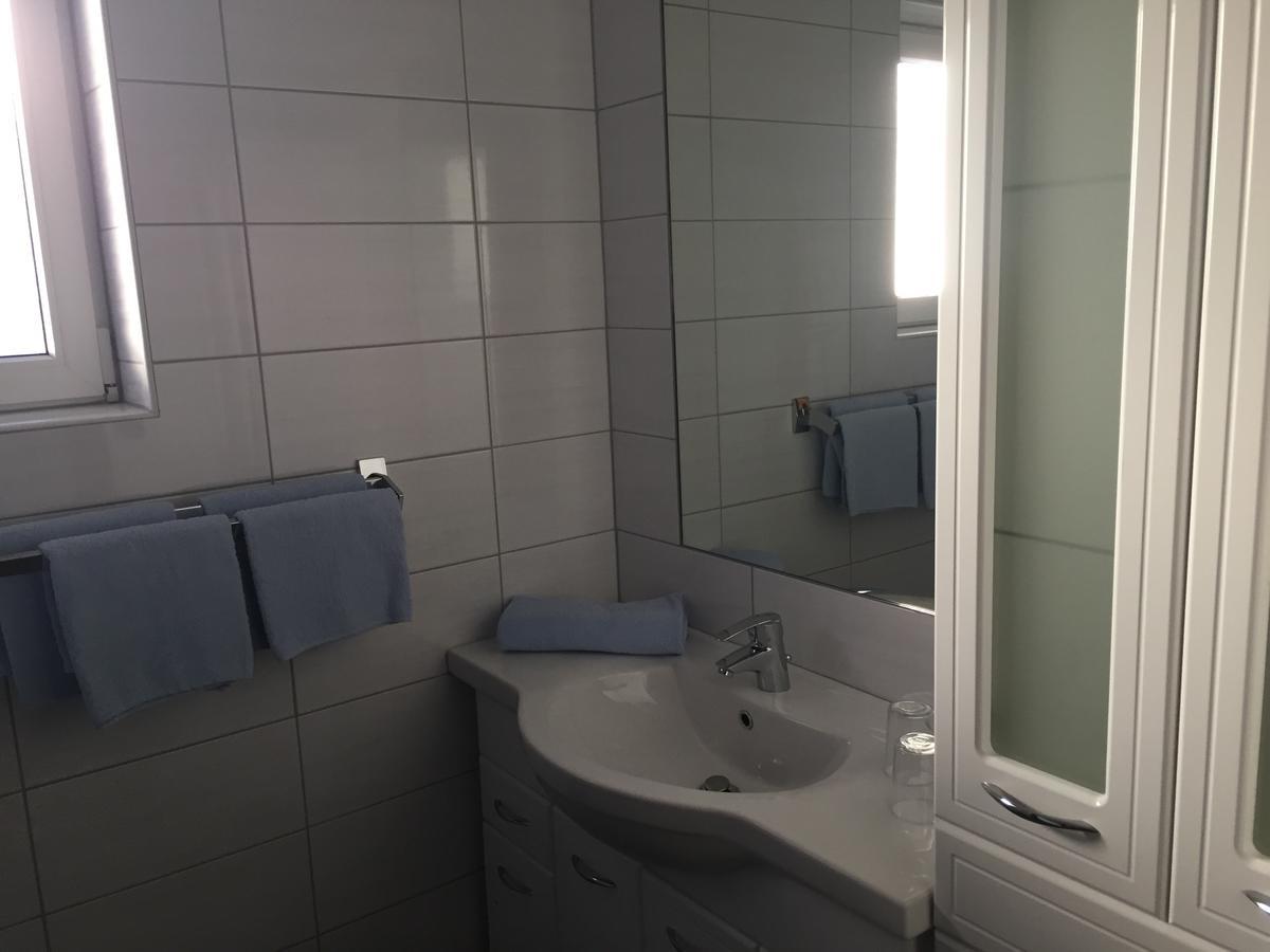 Haus Daniela Apartment Drobollach am Faakersee Bilik gambar